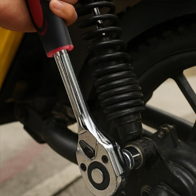 clé a cliquet pour mecanique moto roue