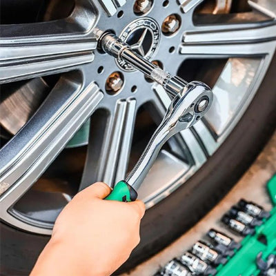 cle a cliquet pour changement roue de voiture