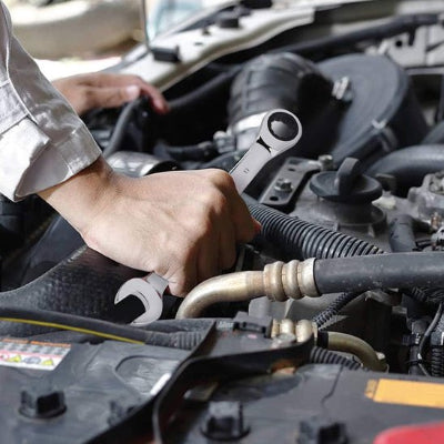 cle plate a cliquet tres utile dans les moteurs