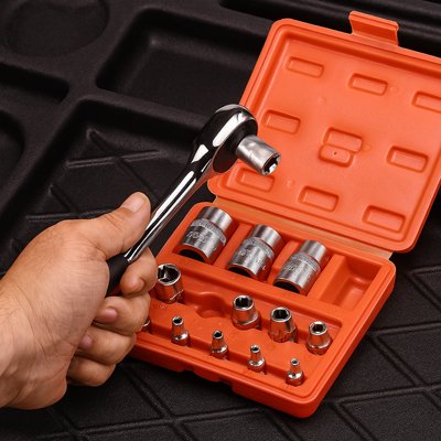 coffret a douilles rouge pour cle a cliquet