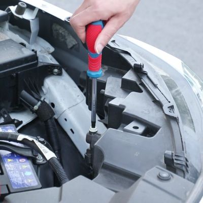 tournevis etoile pour vis moteur